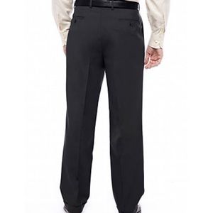 Ralph Lauren Pants - NWT Ralph Lauren pleated dress pants Ralph Lauren Pants - NWT Ralph Lauren pleated dress pants